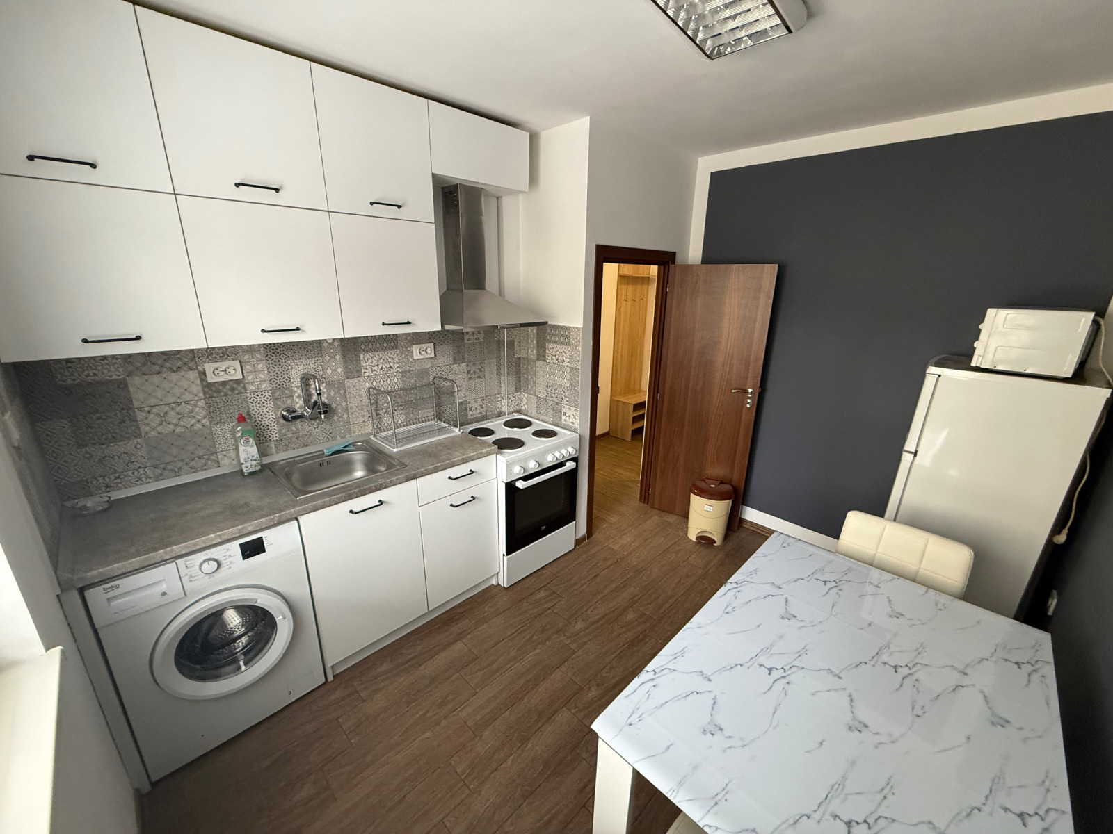 Дава под наем 2-СТАЕН, гр. Плевен, Широк център, снимка 9 - Апартаменти - 53902199