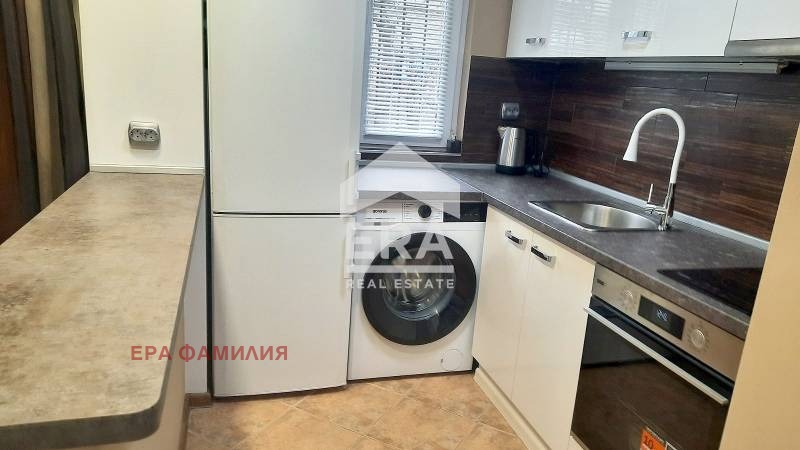 Дава под наем 3-СТАЕН, гр. София, Център, снимка 3 - Апартаменти - 53261494