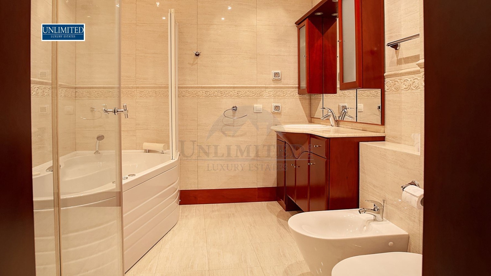 Дава под наем 4-СТАЕН, гр. София, Лозенец, снимка 8 - Апартаменти - 53834398