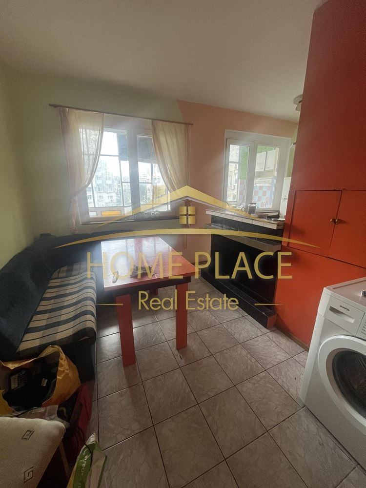 Дава под нем  4-стаен, град Варна, Левски 1 •  425 EUR • ID 12441808 — holmes.bg - [1] 