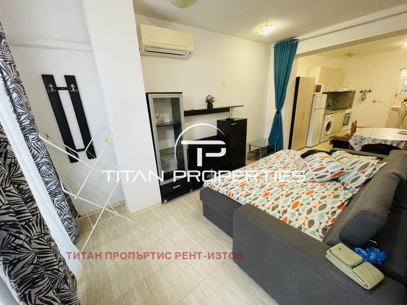 Издаје се  Студио Бургас , Лазур , 36 м2 | 78162559