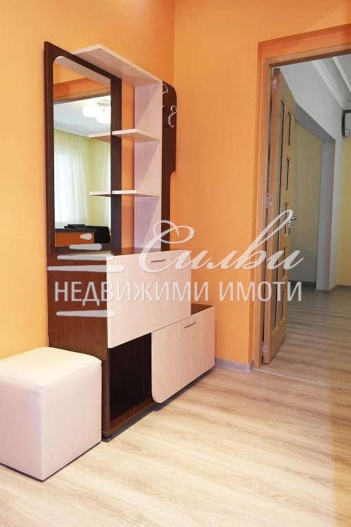 Дава под наем 3-СТАЕН, гр. Шумен, Център, снимка 7 - Апартаменти - 56302600