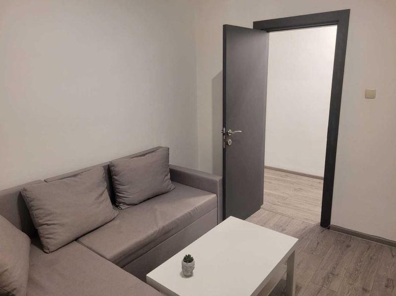 Дава под наем 3-СТАЕН, гр. София, Център, снимка 3 - Апартаменти - 53004853