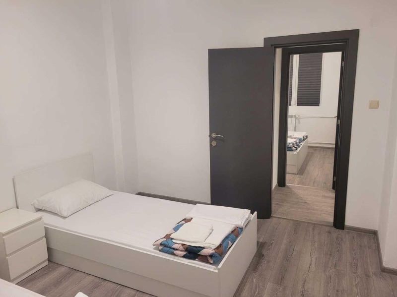 Дава под наем 3-СТАЕН, гр. София, Център, снимка 10 - Апартаменти - 53004853