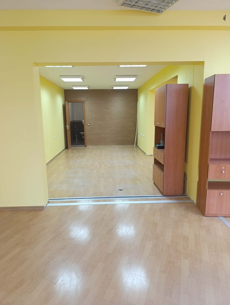 Дава под наем ОФИС, гр. Варна, Операта, снимка 9 - Офиси - 53110004