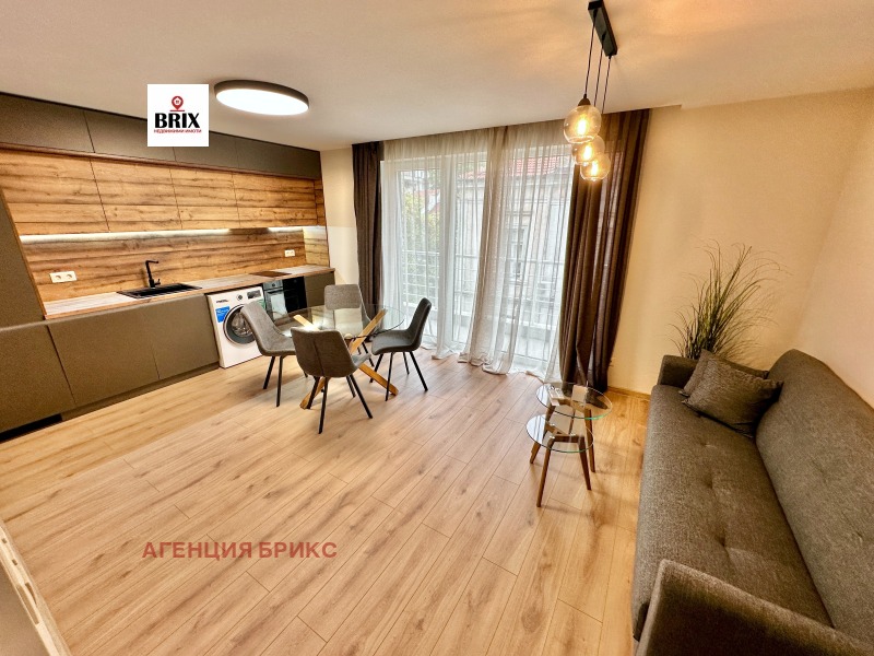 Do wynajęcia  1 sypialnia Ruse , Centar , 49 mkw | 28121497