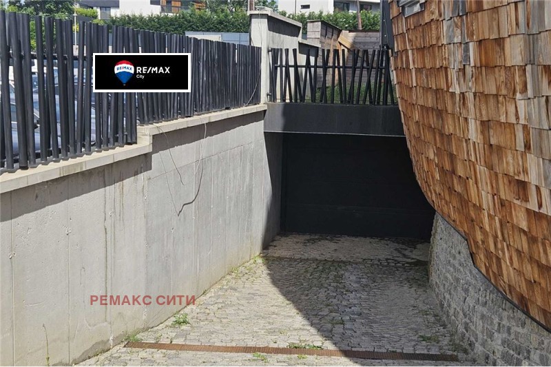 Дава под наем ГАРАЖ, ПАРКОМЯСТО, гр. София, Бояна, снимка 2 - Гаражи и паркоместа - 52734743