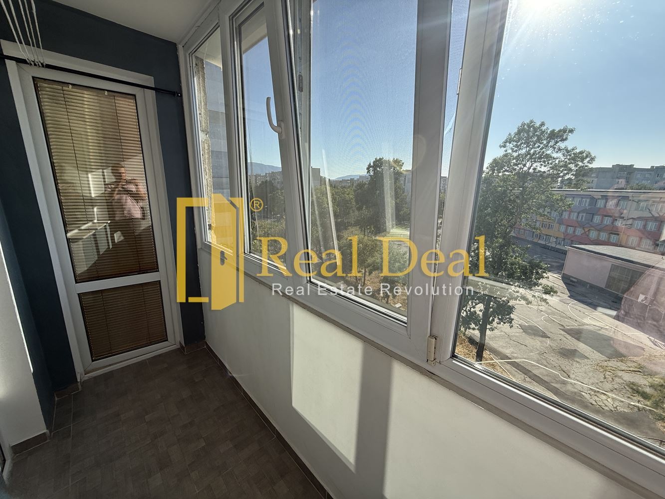 Дава под наем 2-СТАЕН, гр. София, Толстой, снимка 4 - Апартаменти - 54108704