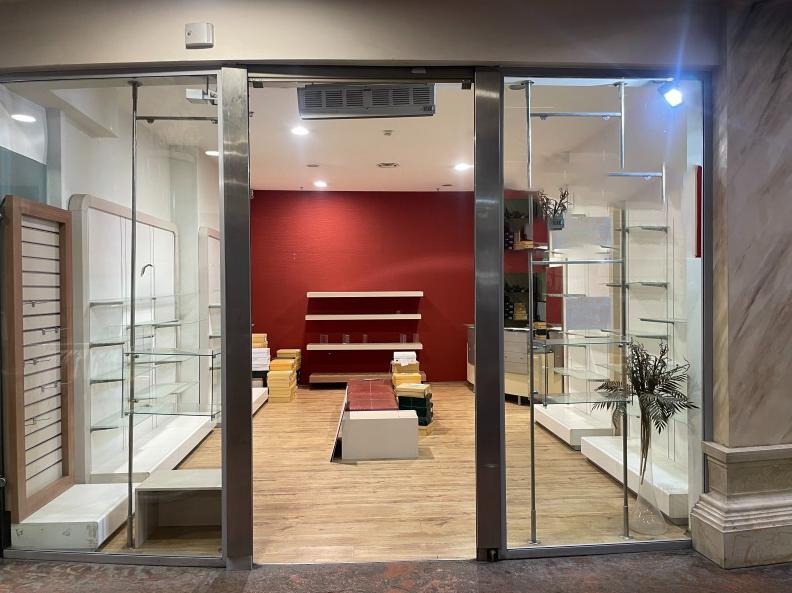 Til leje  Butik Plovdiv , Tsentar , 65 kvm | 56140831