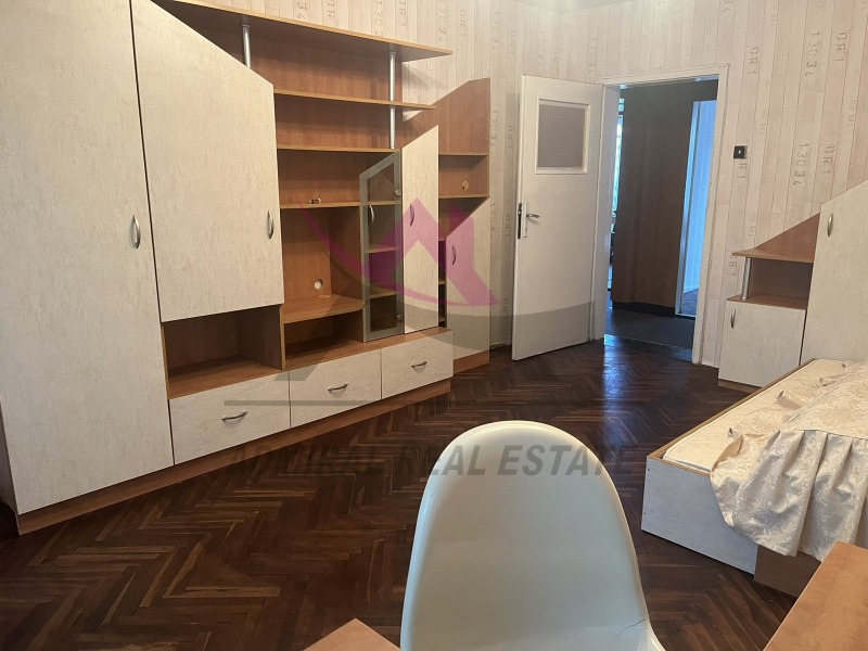 Zu vermieten  3 Schlafzimmer Warna , Zweten kwartal , 90 qm | 49271191 - Bild [6]