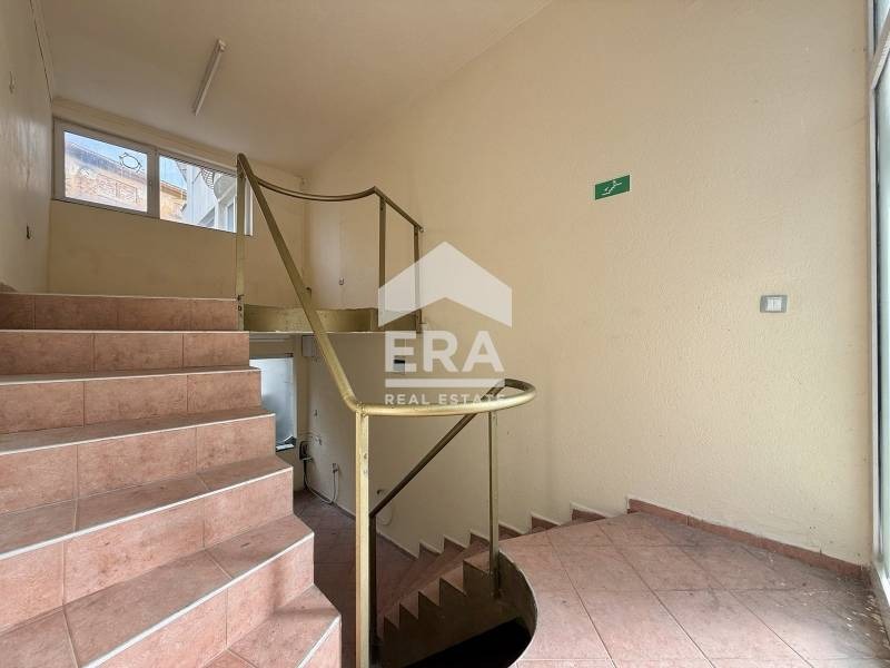 Дава под наем МАГАЗИН, гр. София, Лозенец, снимка 4 - Магазини - 53100286