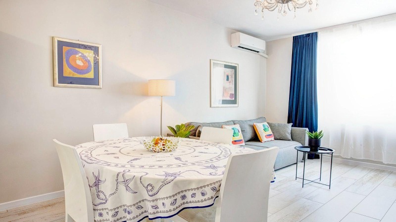 De inchiriat  1 dormitor Sofia , Țentâr , 82 mp | 46303156 - imagine [3]