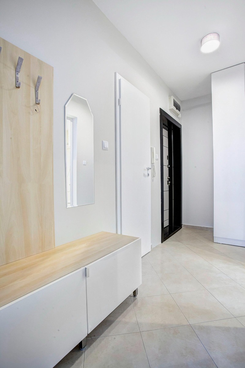 De inchiriat  1 dormitor Sofia , Țentâr , 82 mp | 46303156 - imagine [9]