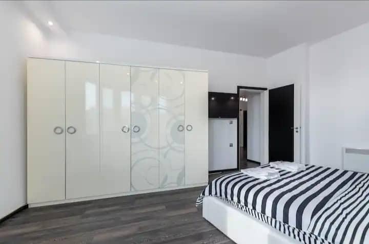 K pronájmu  2 ložnice Varna , Centar , 92 m2 | 13235857 - obraz [2]