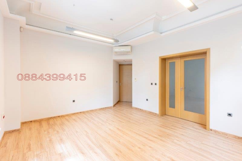 Kiralık  Ofis Sofia , Centar , 240 metrekare | 67347337 - görüntü [9]