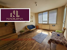 1 спаваћа соба Слатина, Софија