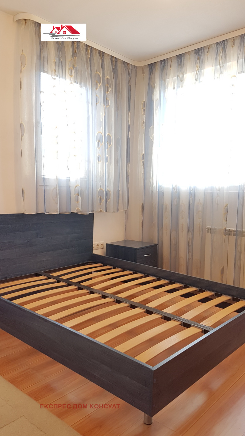 Издаје се  2 спаваће собе Софија , Гео Милев , 100 м2 | 92872621 - слика [12]