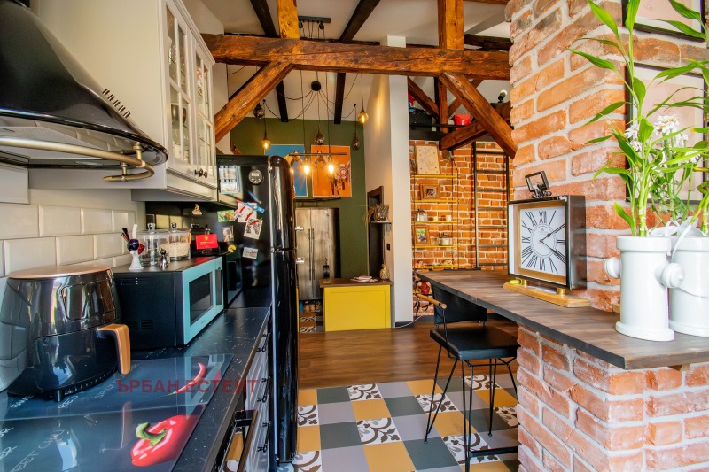 Дава под наем 3-СТАЕН, гр. София, Център, снимка 2 - Апартаменти - 52395346