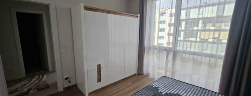 Дава под наем 3-СТАЕН, гр. София, Изгрев, снимка 4 - Апартаменти - 52758849