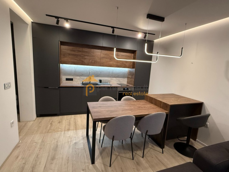En renta  2 dormitorios Plovdiv , Yuzhen , 100 metros cuadrados | 97155542 - imagen [2]