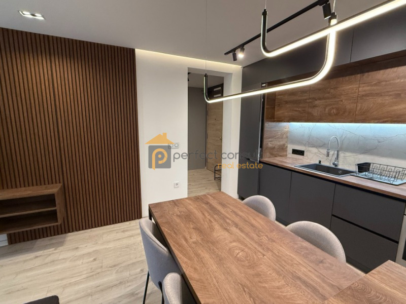 En renta  2 dormitorios Plovdiv , Yuzhen , 100 metros cuadrados | 97155542 - imagen [3]