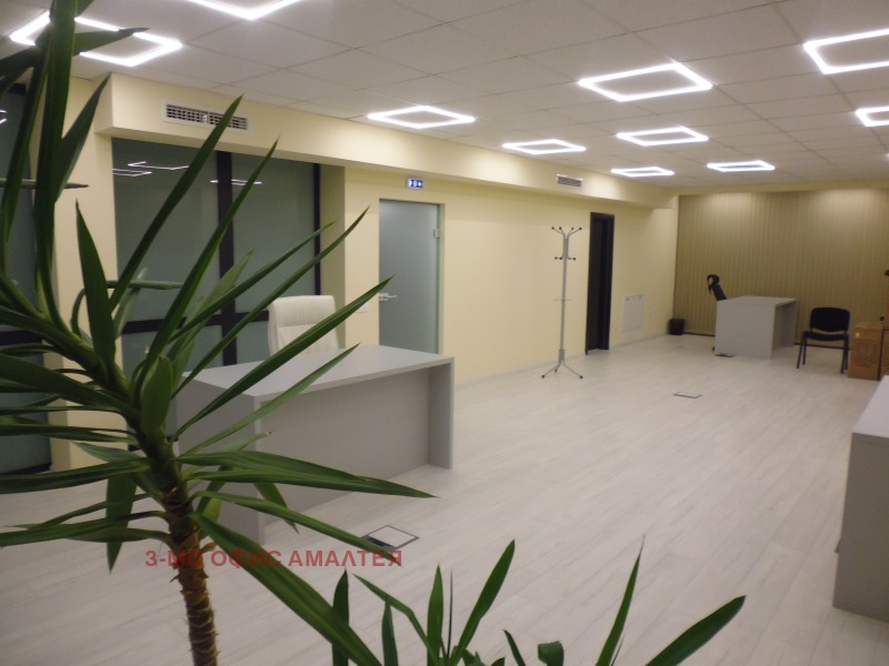 Под наем ОФИС, град София, Люлин 2 • 1571 € / 3072.61 лв. • 65251970 1