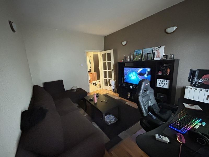 Дава под наем 2-СТАЕН, гр. София, Гео Милев, снимка 4 - Апартаменти - 52846669