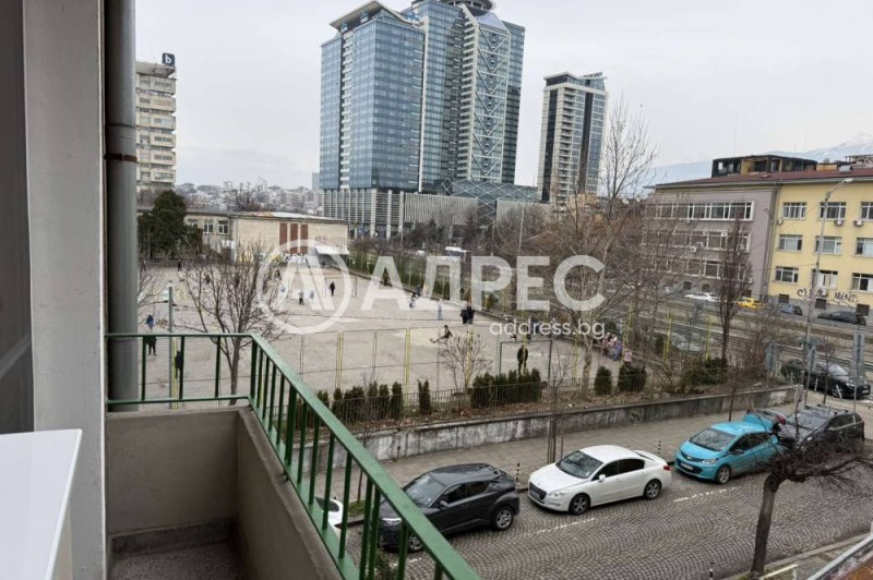 Дава под наем 3-СТАЕН, гр. София, Център, снимка 8 - Апартаменти - 53191085