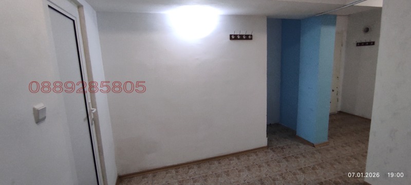 Дава под наем ОФИС, гр. Варна, Колхозен пазар, снимка 12 - Офиси - 53036902