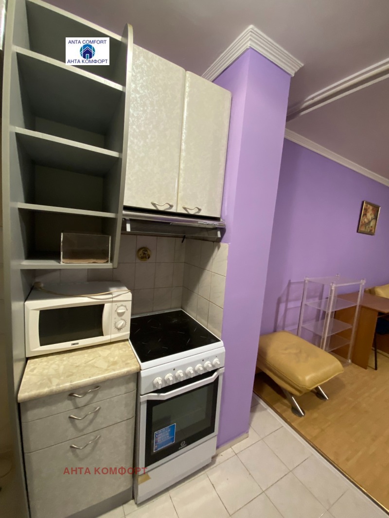 Издаје се  1 спаваћа соба Софија , Центар , 77 м2 | 20044556 - слика [5]