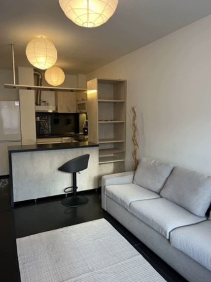 Дава под наем 2-СТАЕН, гр. София, Витоша