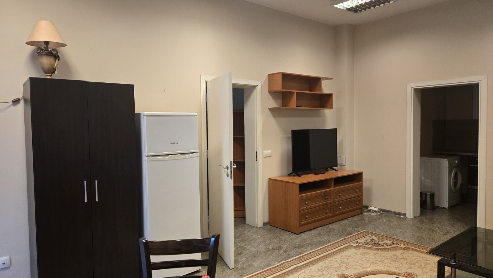 Дава под наем 2-СТАЕН, гр. София, Център, снимка 6 - Апартаменти - 54364423