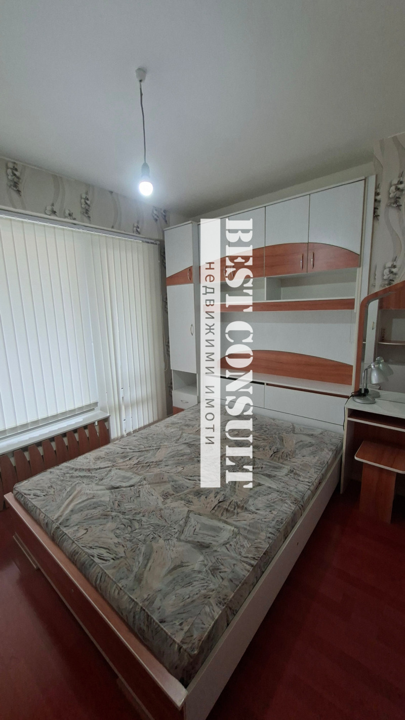 Дава под наем 4-СТАЕН, гр. Русе, Родина 1, снимка 11 - Апартаменти - 53025619