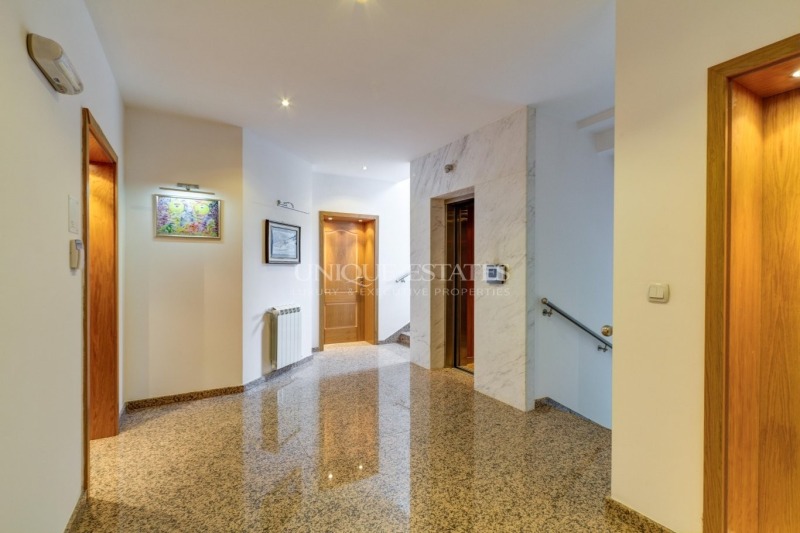 För uthyrning  Hus Sofia , Simeonovo , 800 kvm | 78509482 - bild [12]