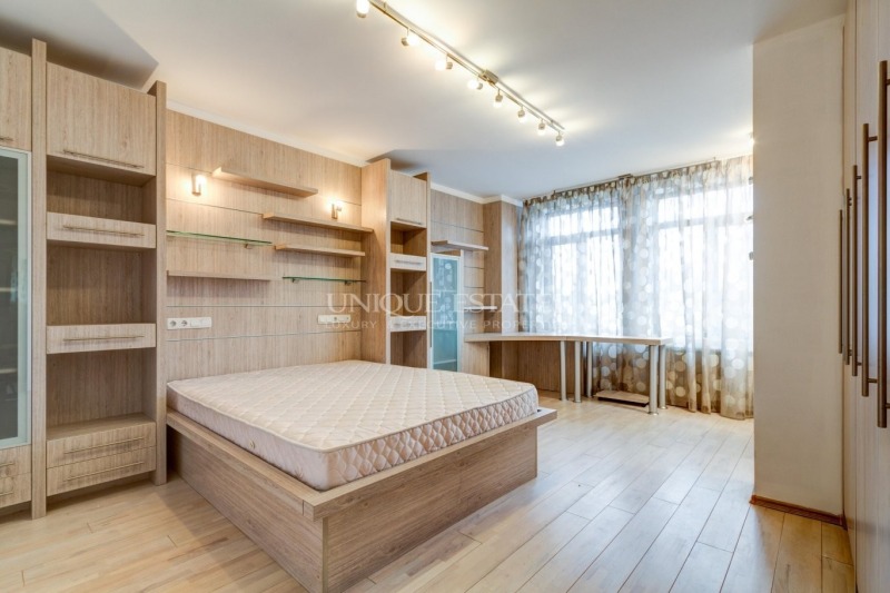 För uthyrning  Hus Sofia , Simeonovo , 800 kvm | 78509482 - bild [9]