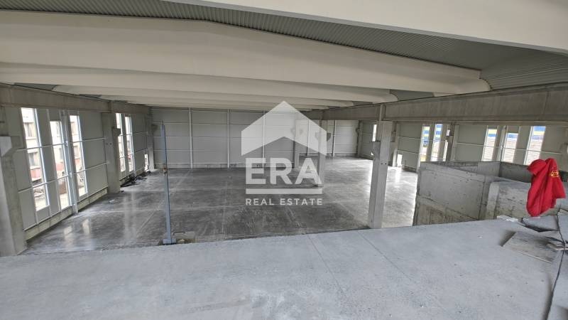 Дава под наем СКЛАД, гр. Шумен, Промишлена зона, снимка 3 - Складове - 52988116