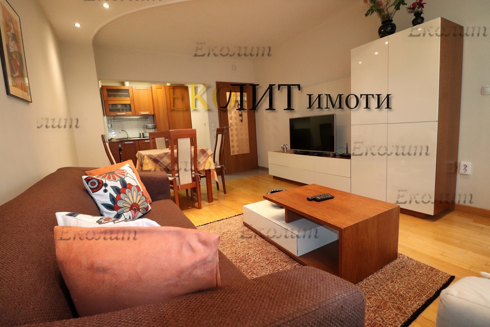 Дава под наем 3-СТАЕН, гр. София, Иван Вазов, снимка 3 - Апартаменти - 54355928