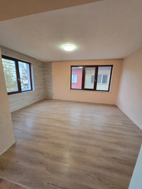 1 ložnice Nadežda 1, Sofia