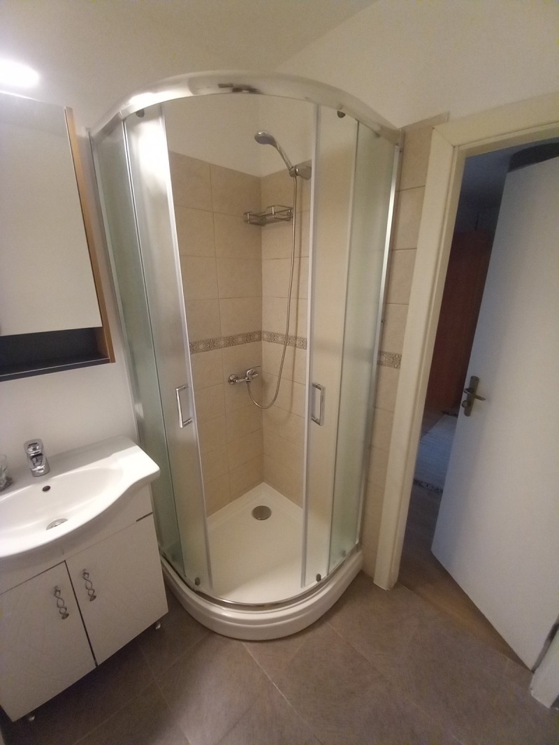 Дава под наем 3-СТАЕН, гр. София, Център, снимка 7 - Апартаменти - 52605520