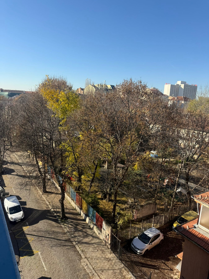 Дава под наем 3-СТАЕН, гр. София, Център, снимка 11 - Апартаменти - 52605520