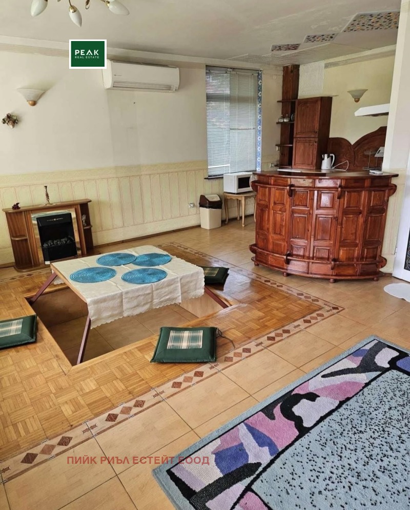 В аренду  Дом область София , Ихтиман , 200 кв.м | 10996781