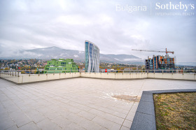 Bar; Cafetería Manastirski livadi, Sofia 13