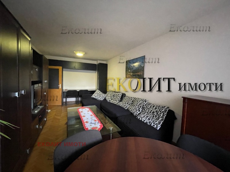 En renta  3 dormitorios Sofia , Geo Milev , 140 metros cuadrados | 90925800 - imagen [4]