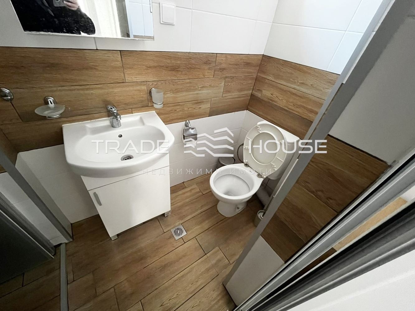 Дава под наем КЪЩА, гр. Пловдив, Център, снимка 11 - Къщи - 53645409