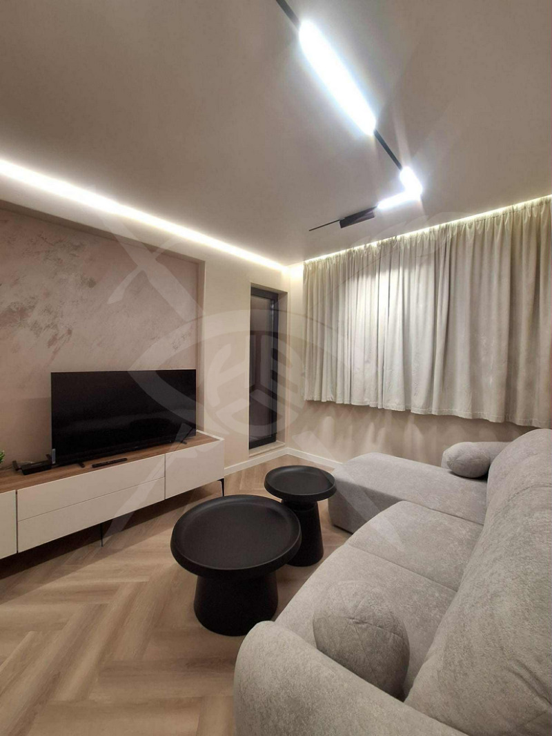 Дава под наем 2-СТАЕН, гр. Варна, Левски 1, снимка 2 - Апартаменти - 53322720