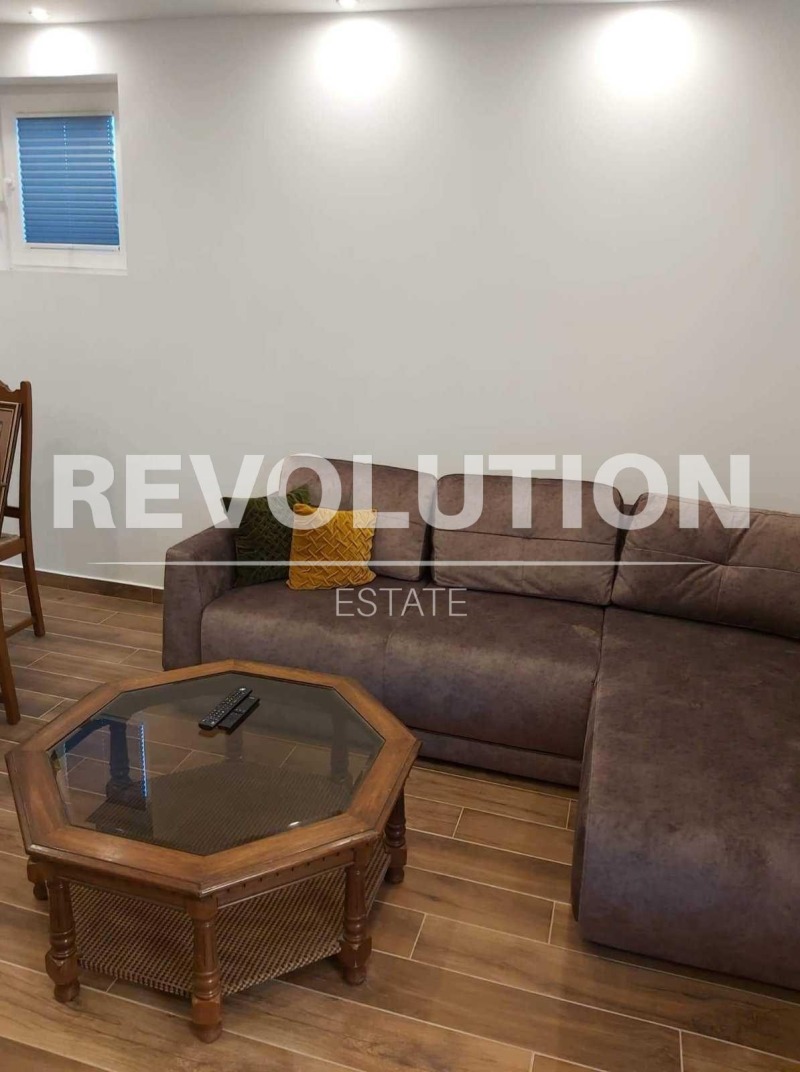 De inchiriat  1 dormitor Varna , Vinița , 60 mp | 49504940 - imagine [5]