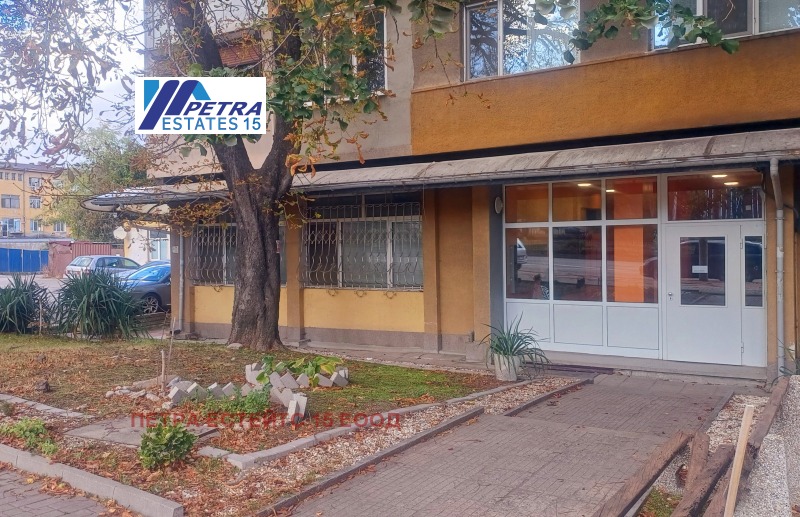 De inchiriat  1 dormitor Sofia , Țentâr , 78 mp | 12202513 - imagine [14]