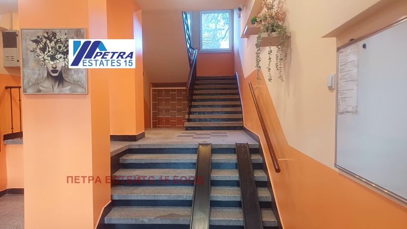 De inchiriat  1 dormitor Sofia , Țentâr , 78 mp | 12202513 - imagine [11]