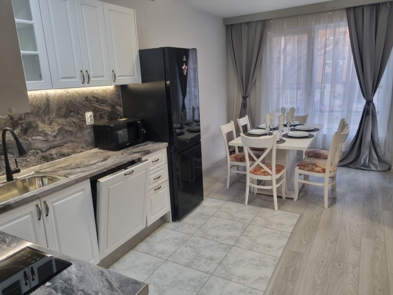 Под наем 3-СТАЕН, град Пловдив, Южен • 700 € / 1369.08 лв. • 28662481 1