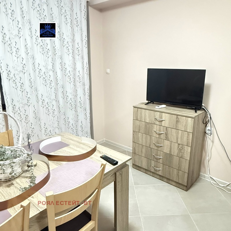 Дава под наем 3-СТАЕН, гр. Велико Търново, Център, снимка 4 - Апартаменти - 52835591